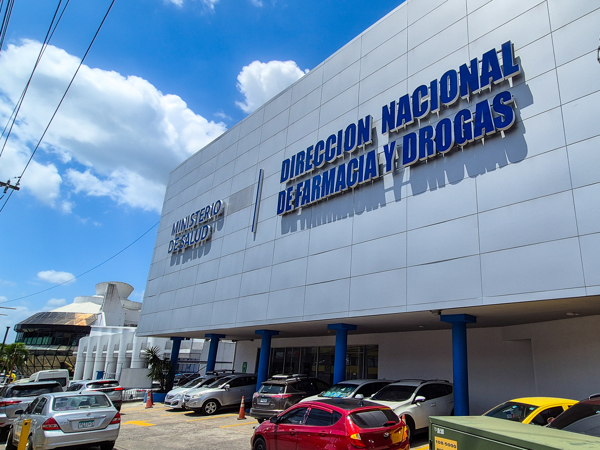 Equipo - Dirección Nacional de Farmacia y Drogas